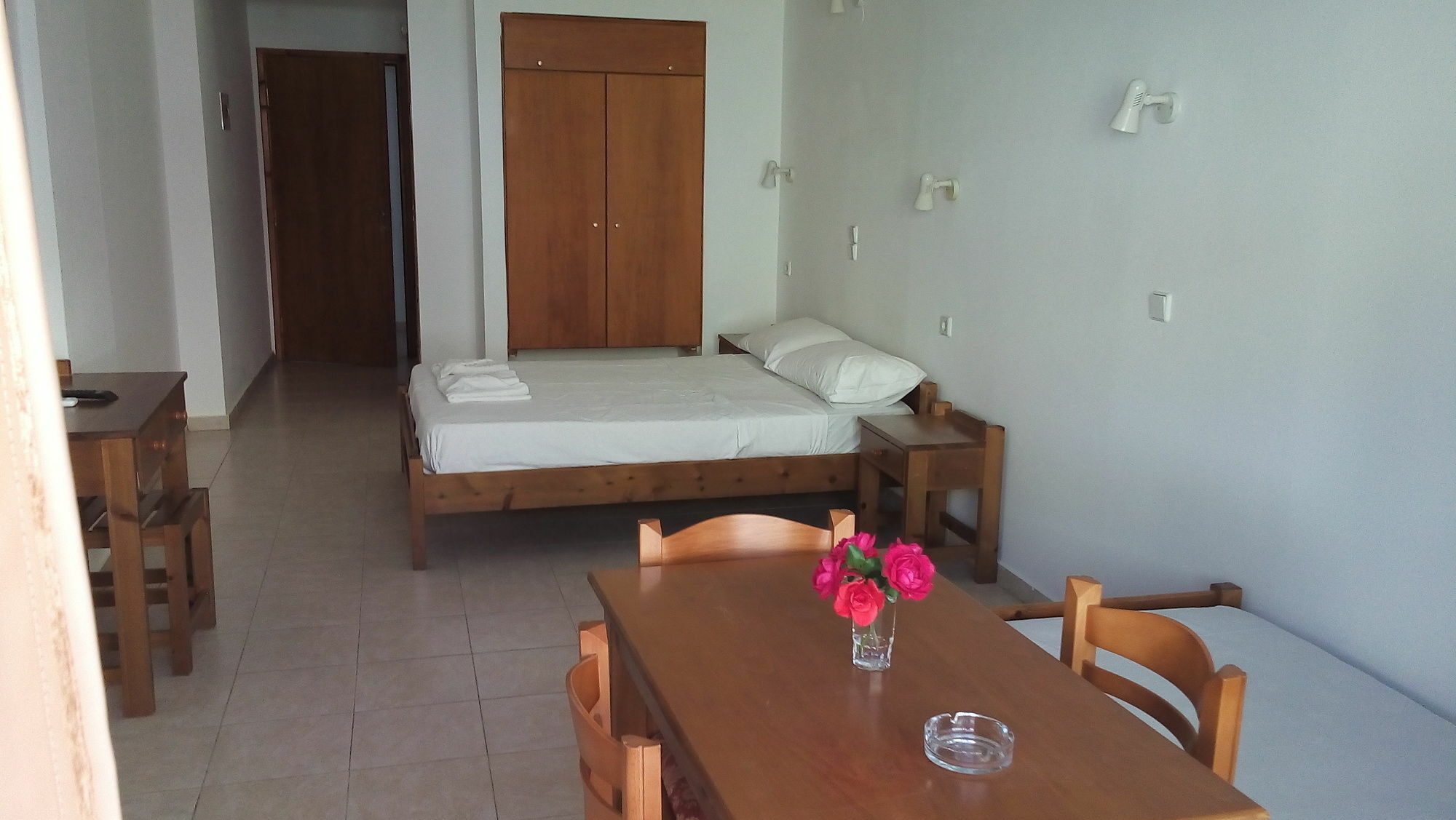 Karmi Apartments Колимварион Экстерьер фото